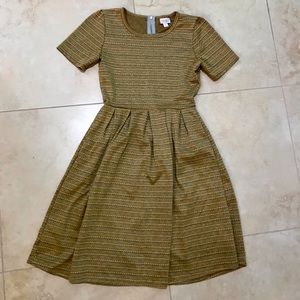 🥳HP🥳 LuLaRoe Small Amelia Dress